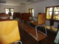 Schulmöbel September 2014