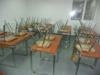 Schulmöbel September 2014