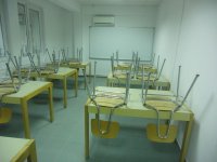 Schulmöbel September 2014